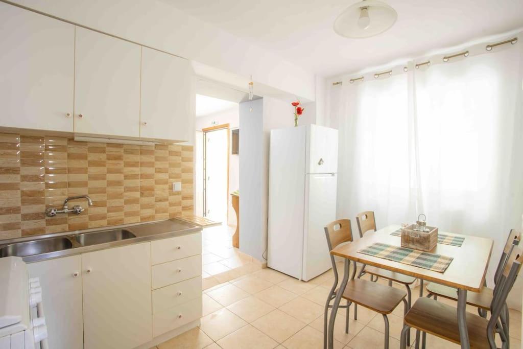 Anthia Private Studio A Breath Away From Beaches Áyios Nikítas Екстериор снимка