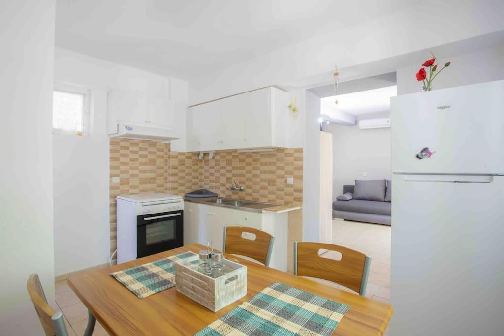 Anthia Private Studio A Breath Away From Beaches Áyios Nikítas Екстериор снимка