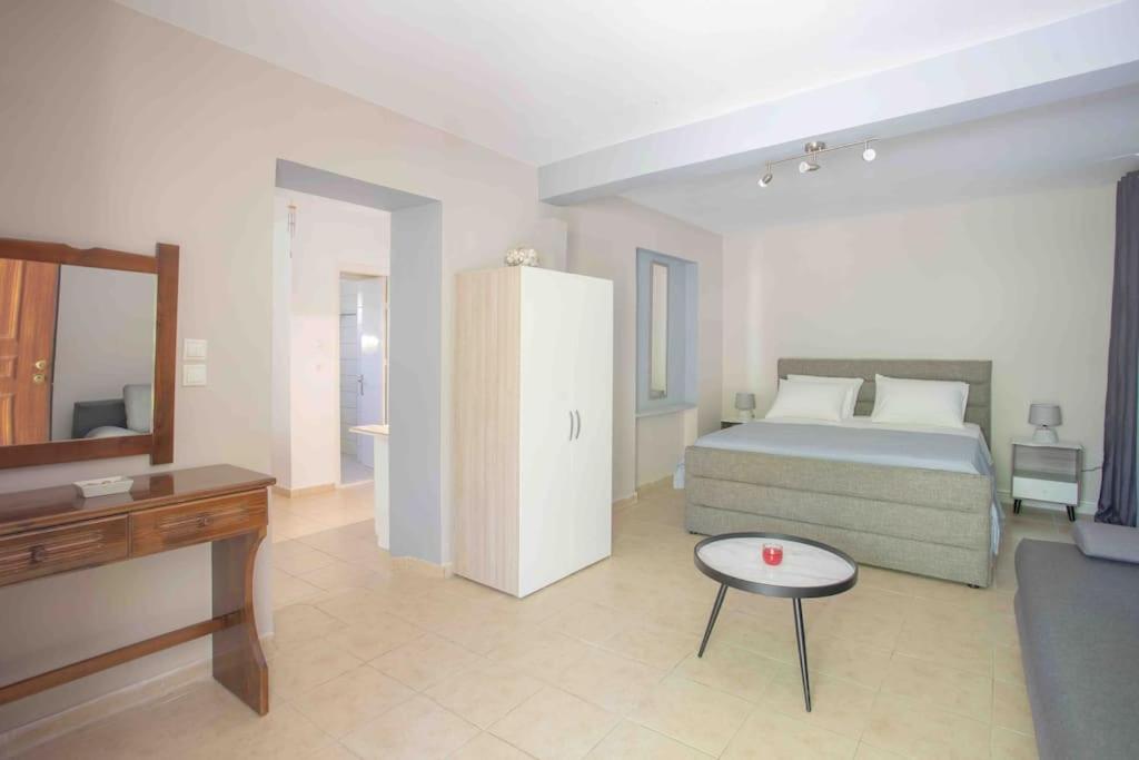 Anthia Private Studio A Breath Away From Beaches Áyios Nikítas Екстериор снимка